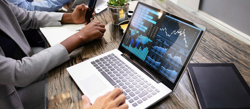 Overcoming flat data to unlock business insight and productivity